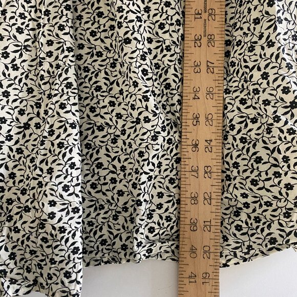 Old Navy Monochrome Floral Mini Dress - Picture 10 of 11